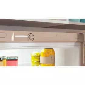 Холодильник Indesit ITR 4200 E