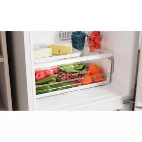Холодильник Indesit ITR 4200 W