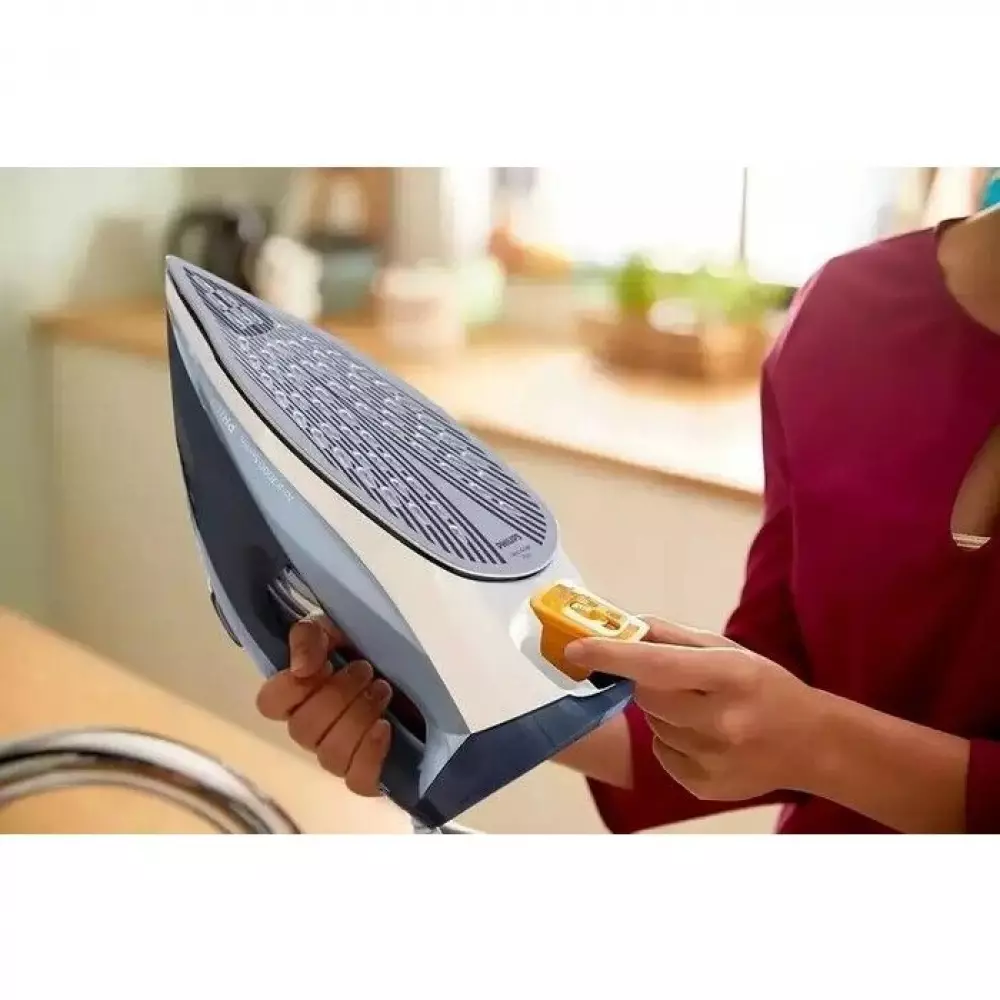 Утюг Philips DST7020/80